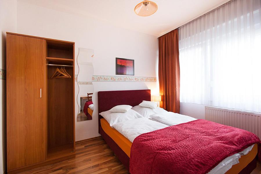 Pension Jasmin Pforzheim Buitenkant foto
