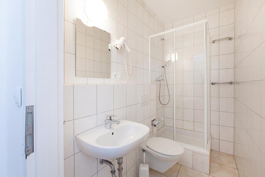 Pension Jasmin Pforzheim Buitenkant foto
